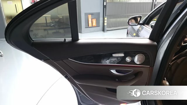 Mercedes-Benz E-Class W213 id 4529997 из Кореи 17