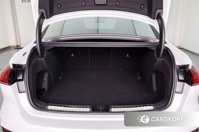 Audi A5L id 4271190 из Китая 17