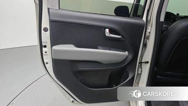 Kia The New Kia Ray id 4706902 из Кореи 17