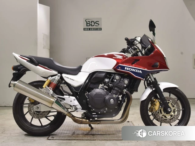 Проданный Honda CB400SF BOLDOR 2015 из Японии