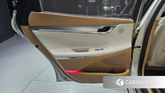 Hyundai The New Grandeur IG id 4490512 из Кореи 17