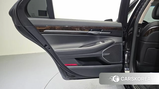 Genesis G90 id 4507911 из Кореи 17