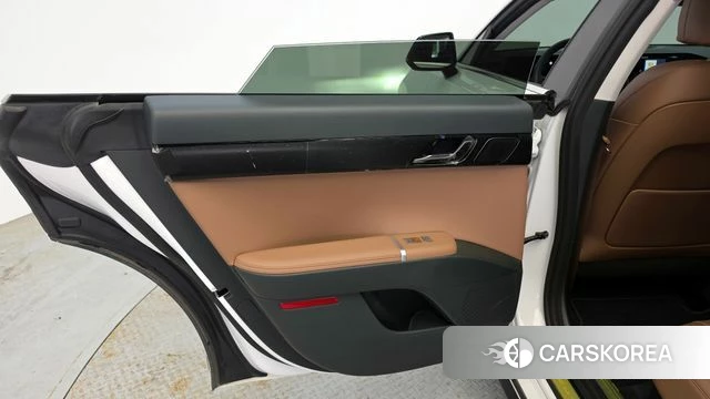 Hyundai Grandeur (GN7) id 4408655 из Кореи 17