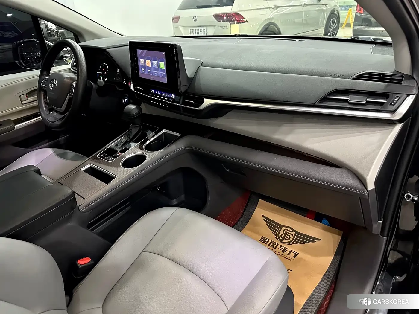 Toyota Granvia id 4622519 из Китая 17