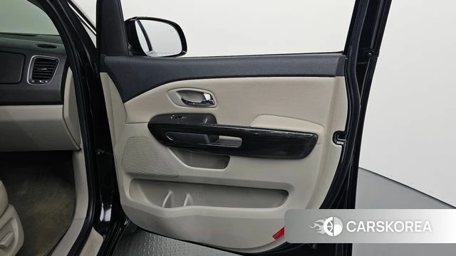 Kia The New Carnival id 4703335 из Кореи 17