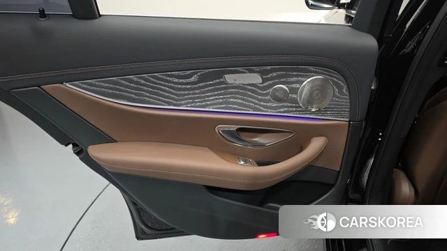 Mercedes-Benz E-Class W213 id 4231414 из Кореи 17