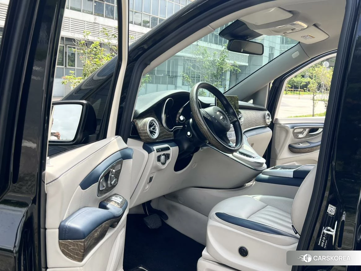 Mercedes-Benz V-Class id 4513866 из Китая 17