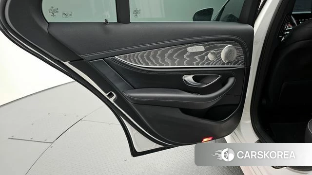 Mercedes-Benz E-Class W213 id 4250094 из Кореи 17