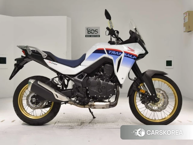 Проданный Honda TRANSALP XL750 2023 из Японии