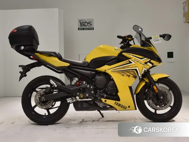 Проданный Yamaha FZ6-R 2011 из Японии