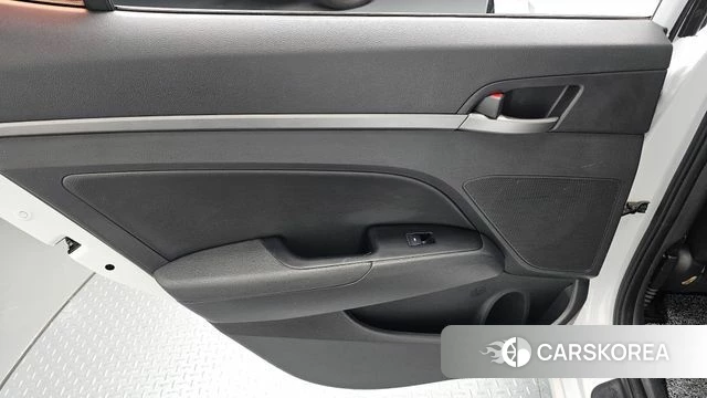 Hyundai Avante AD id 4856329 из Кореи 17