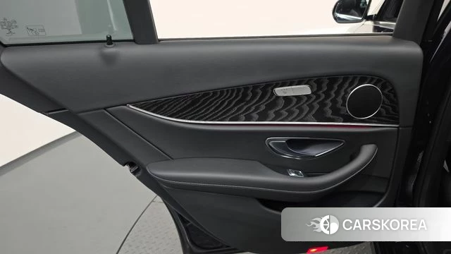 Mercedes-Benz E-Class W213 id 4541728 из Кореи 17