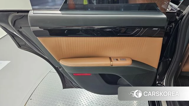 Hyundai Grandeur (GN7) id 4267200 из Кореи 17