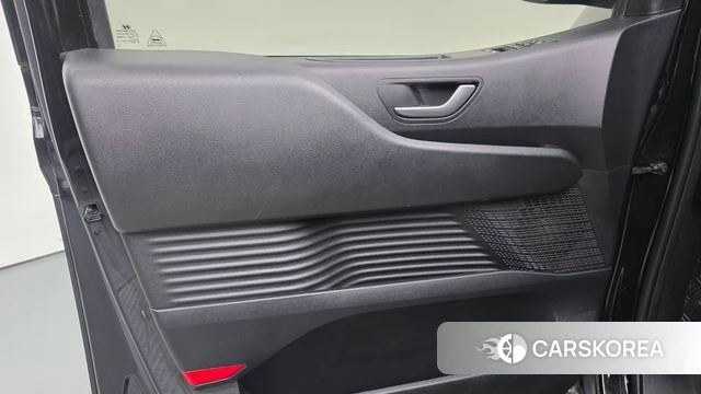 Hyundai Staria id 4396489 из Кореи 17