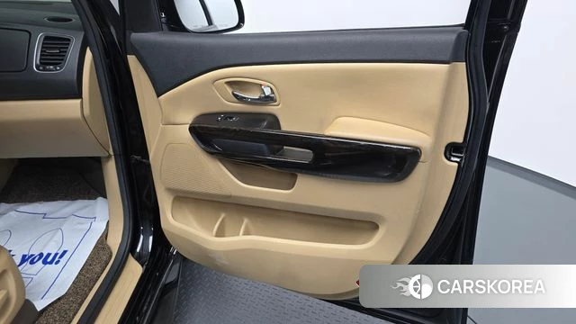Kia The New Carnival id 4873518 из Кореи 17