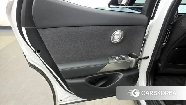 Genesis GV60 id 4293040 из Кореи 17