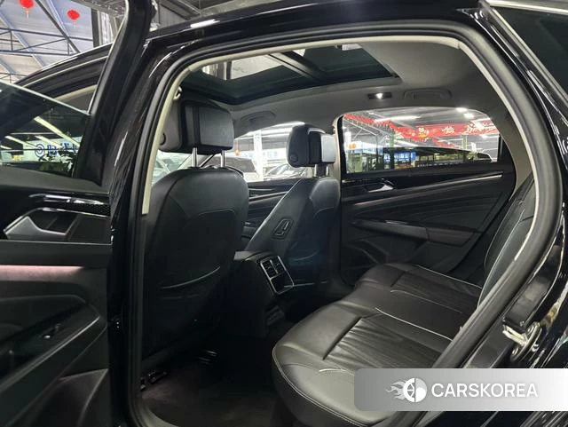 Volkswagen Passat id 4321337 из Китая 17