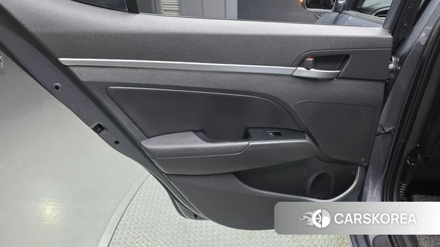 Hyundai The New Avante AD id 4536437 из Кореи 17