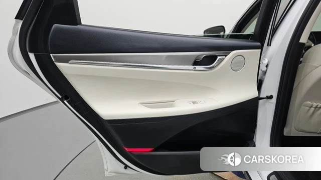 Hyundai The New Grandeur IG id 4631485 из Кореи 17