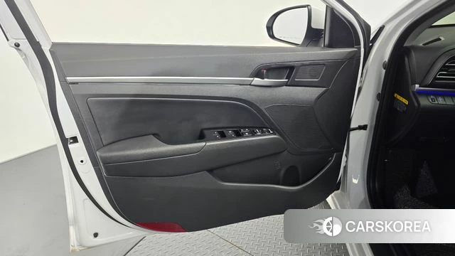 Hyundai The New Avante AD id 4508294 из Кореи 17
