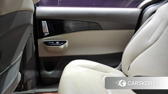 Kia Carnival 4th generation id 4202955 из Кореи 17