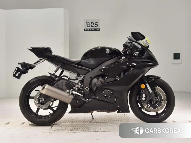 Проданный Yamaha YZF-R6 2021 из Японии