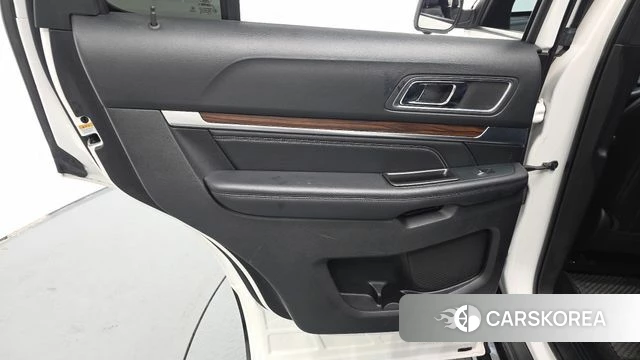 Ford Explorer id 4582153 из Кореи 17