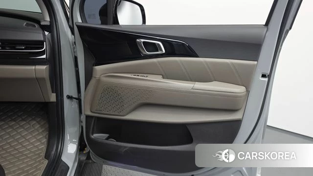 Kia The New Carnival 4th Generation id 4533361 из Кореи 17