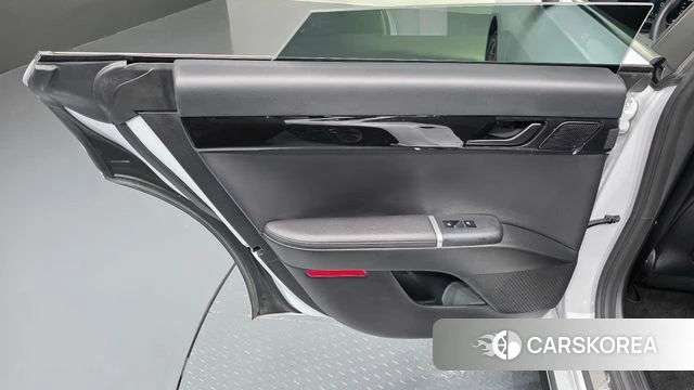 Hyundai Grandeur Hybrid (GN7) id 4591519 из Кореи 17