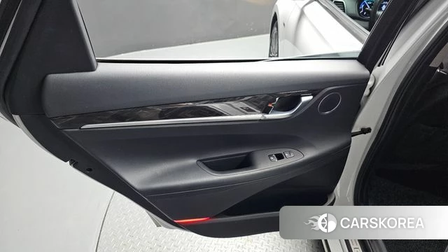 Hyundai Grandeur IG Hybrid id 4471475 из Кореи 17