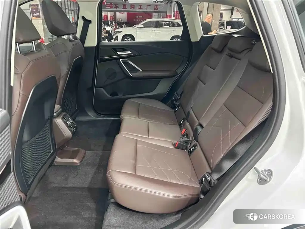 BMW X1 id 4570288 из Китая 17