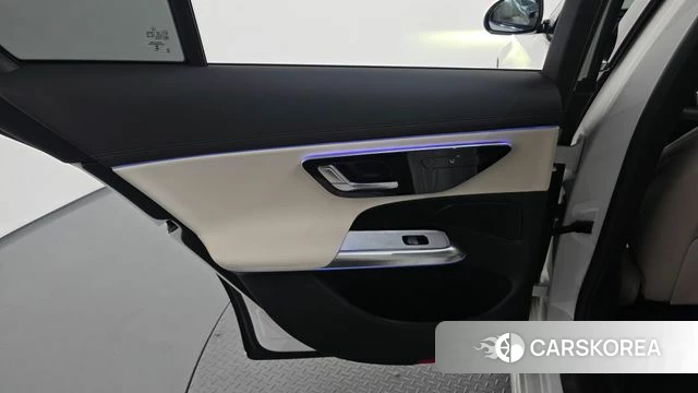 Mercedes-Benz E-Class W214 id 4578418 из Кореи 17