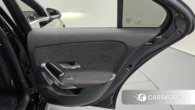 Mercedes-Benz A-Class W177 id 4401815 из Кореи 17
