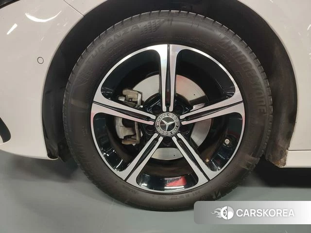 Mercedes-Benz Class A id 4258795 из Китая 17