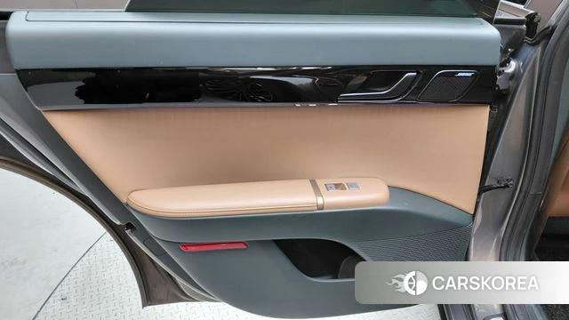 Hyundai Grandeur Hybrid (GN7) id 4880164 из Кореи 17