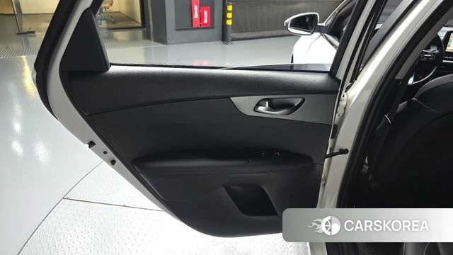 Kia Come New K3 id 4424506 из Кореи 17