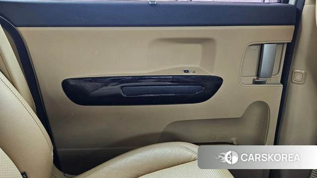 Kia The New Carnival id 4459631 из Кореи 17