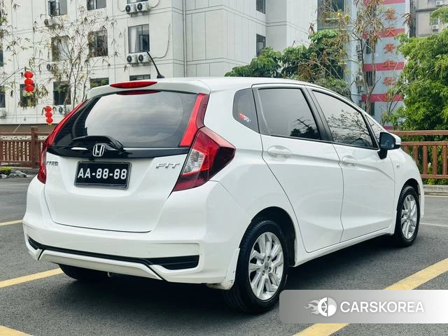 Honda Fit id 4220635 из Китая 17