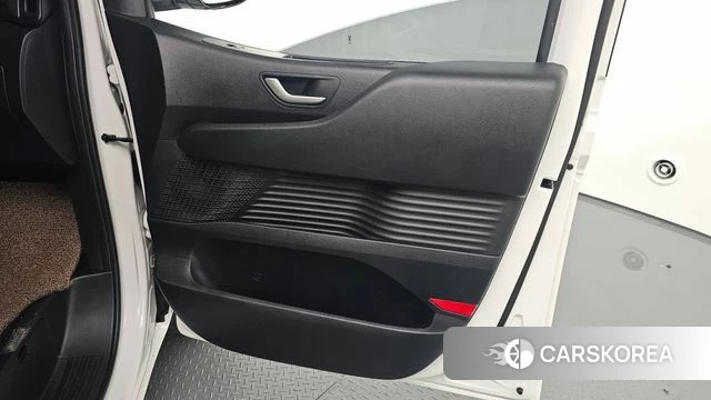 Hyundai Staria id 4666496 из Кореи 17