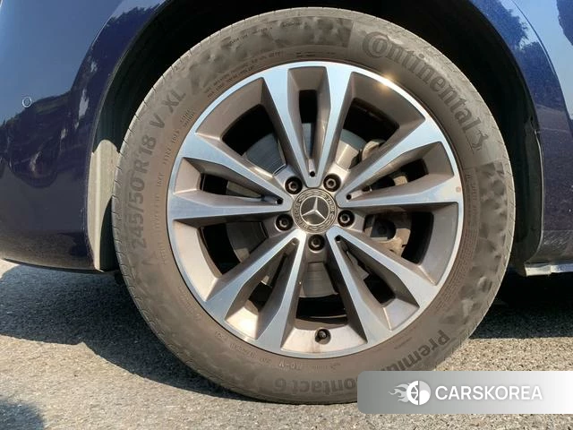 Mercedes-Benz V-class id 4263731 из Китая 17