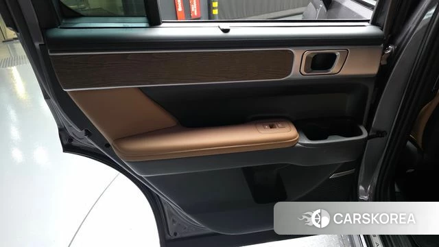 Hyundai Santa Fe (MX5) id 4612664 из Кореи 17