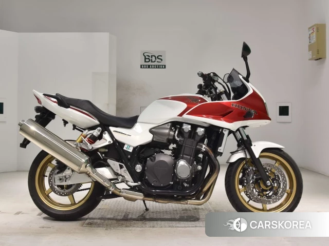 Проданный Honda CB1300SF BOLDOR 2012 из Японии