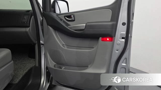 Hyundai The New Grand Starex id 4458617 из Кореи 17