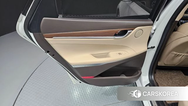 Hyundai Grandeur IG id 4647932 из Кореи 17