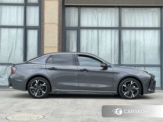 Lynk 03 id 3968673 из Китая 17