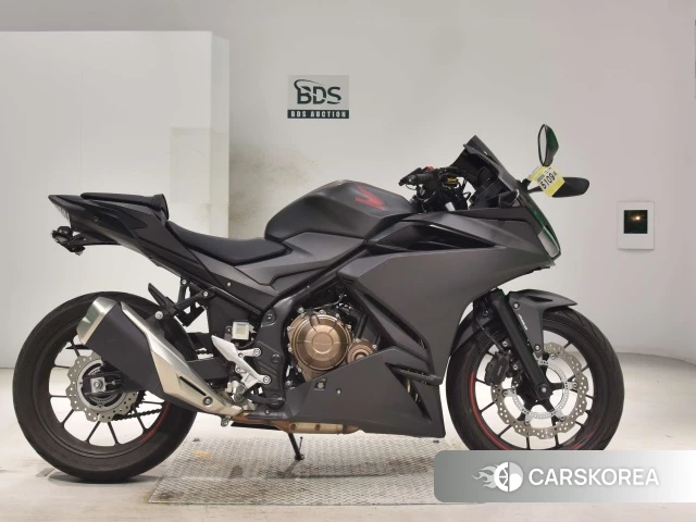 Проданный Honda CBR400R 2019 из Японии