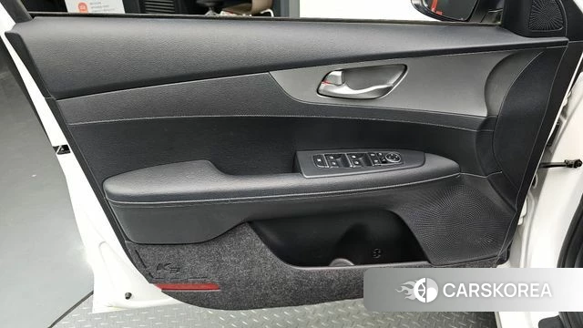 Kia Come New K3 id 4344900 из Кореи 17
