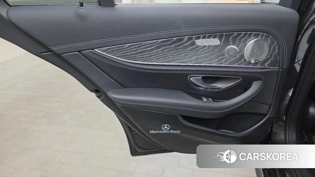 Mercedes-Benz E-Class W213 id 4774889 из Кореи 17