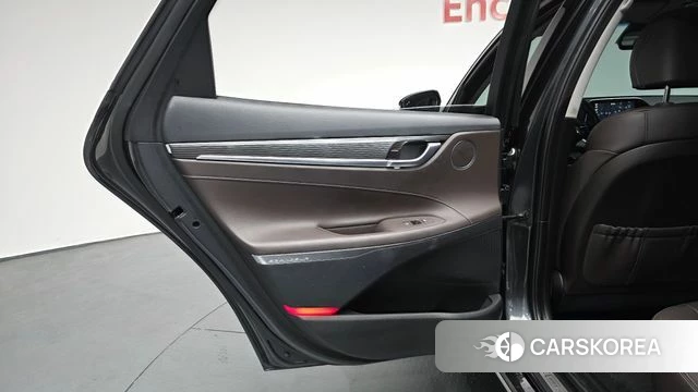 Hyundai Grandeur IG id 4390205 из Кореи 17