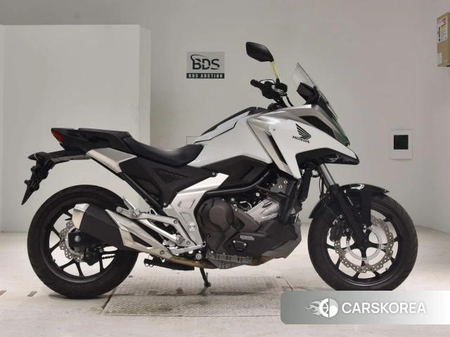 Проданный Honda NC750X DCT 2023 из Японии